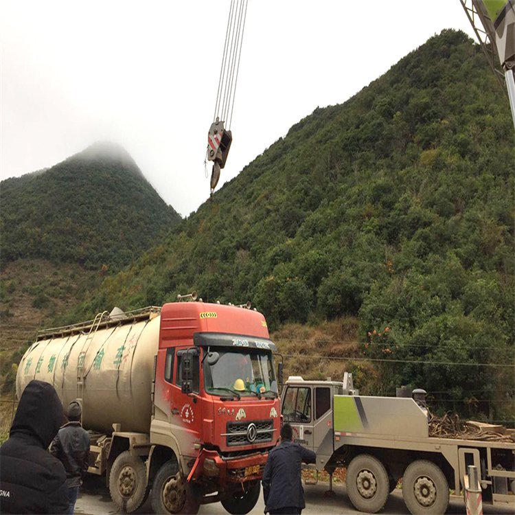 池州道路救援大型车辆吊装